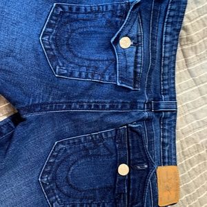True Religion flap pocket skinny Jean!
